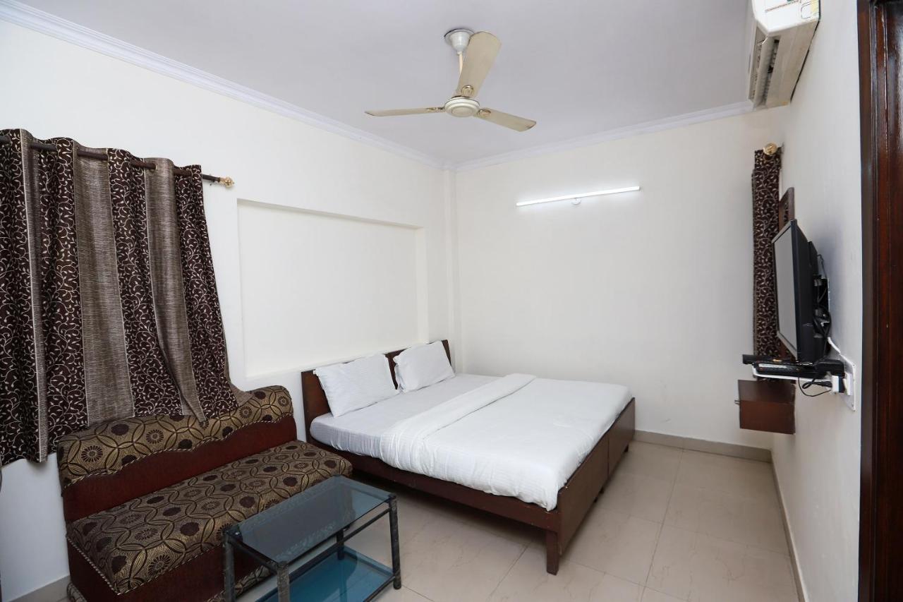 SPOT ON 29024 Jageer Palace Hotel Narela Buitenkant foto