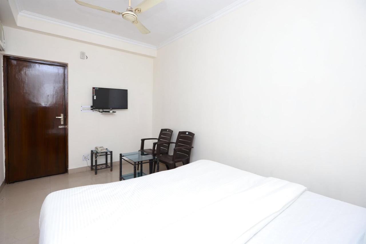SPOT ON 29024 Jageer Palace Hotel Narela Buitenkant foto