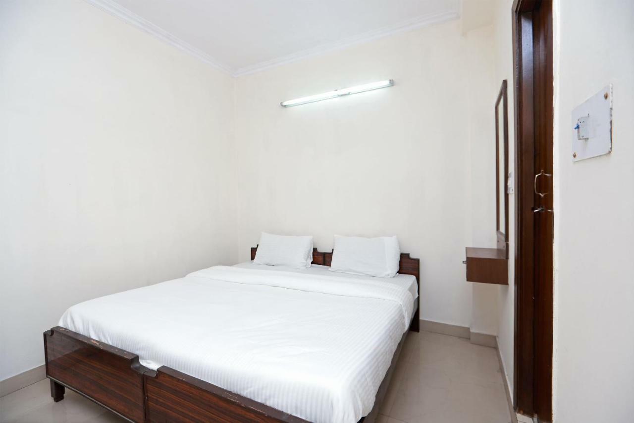 SPOT ON 29024 Jageer Palace Hotel Narela Buitenkant foto